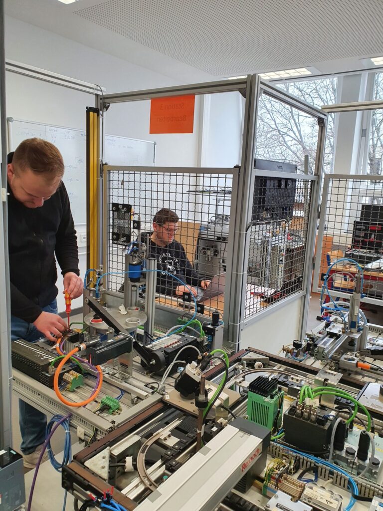 Einladung zum Informationsabend der Technikerschule am 12.03.2026 um 17:30 Uhr