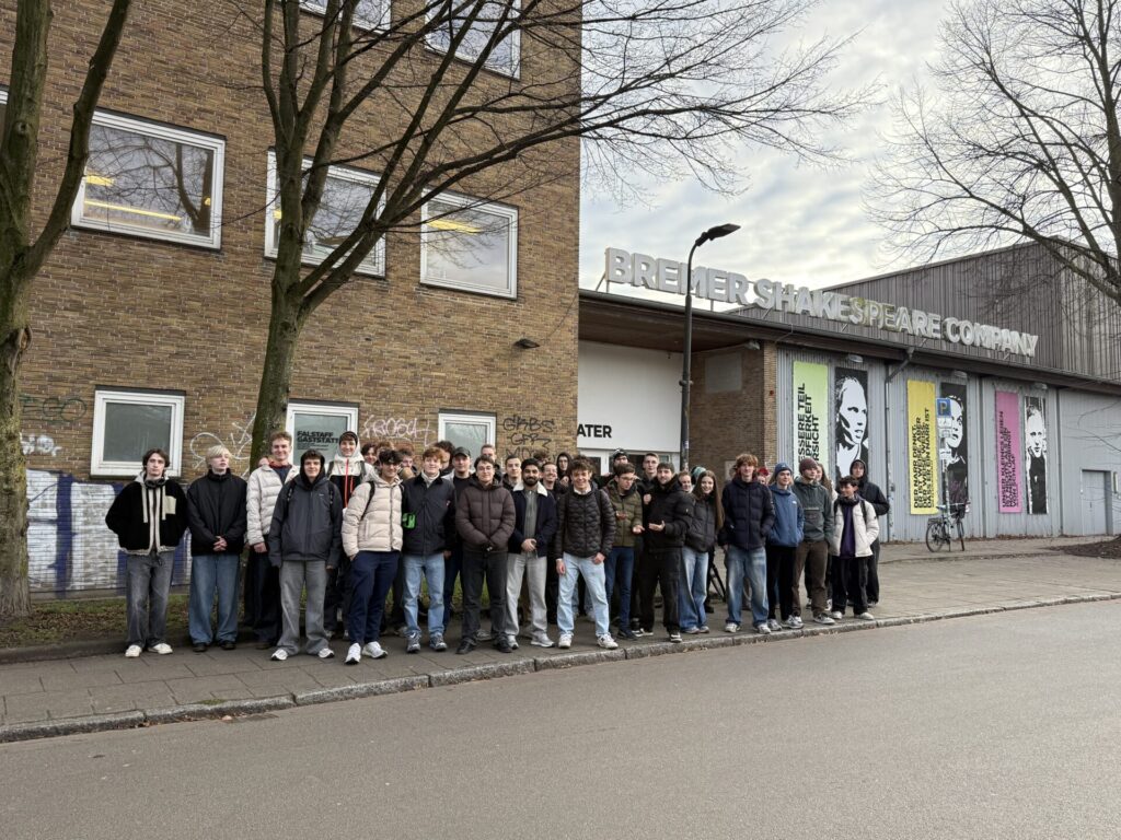 Workshopbesuch des 13. Jahrgangs bei der Bremer Shakespeare Company